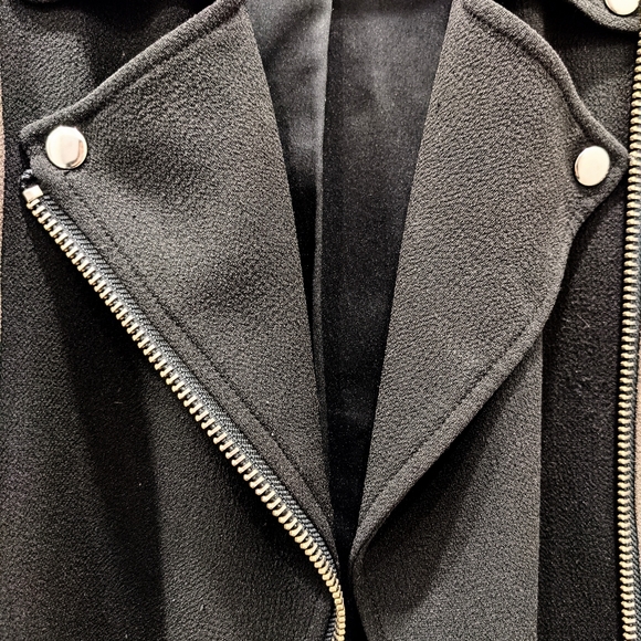 Aritzia Wilfred Olive Black Montesson Moto Jacket - SOLD - Picture 7 of 9